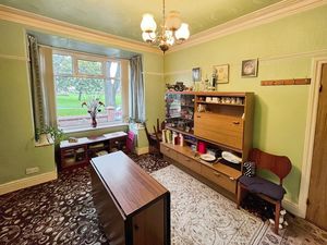 Dining room- click for photo gallery